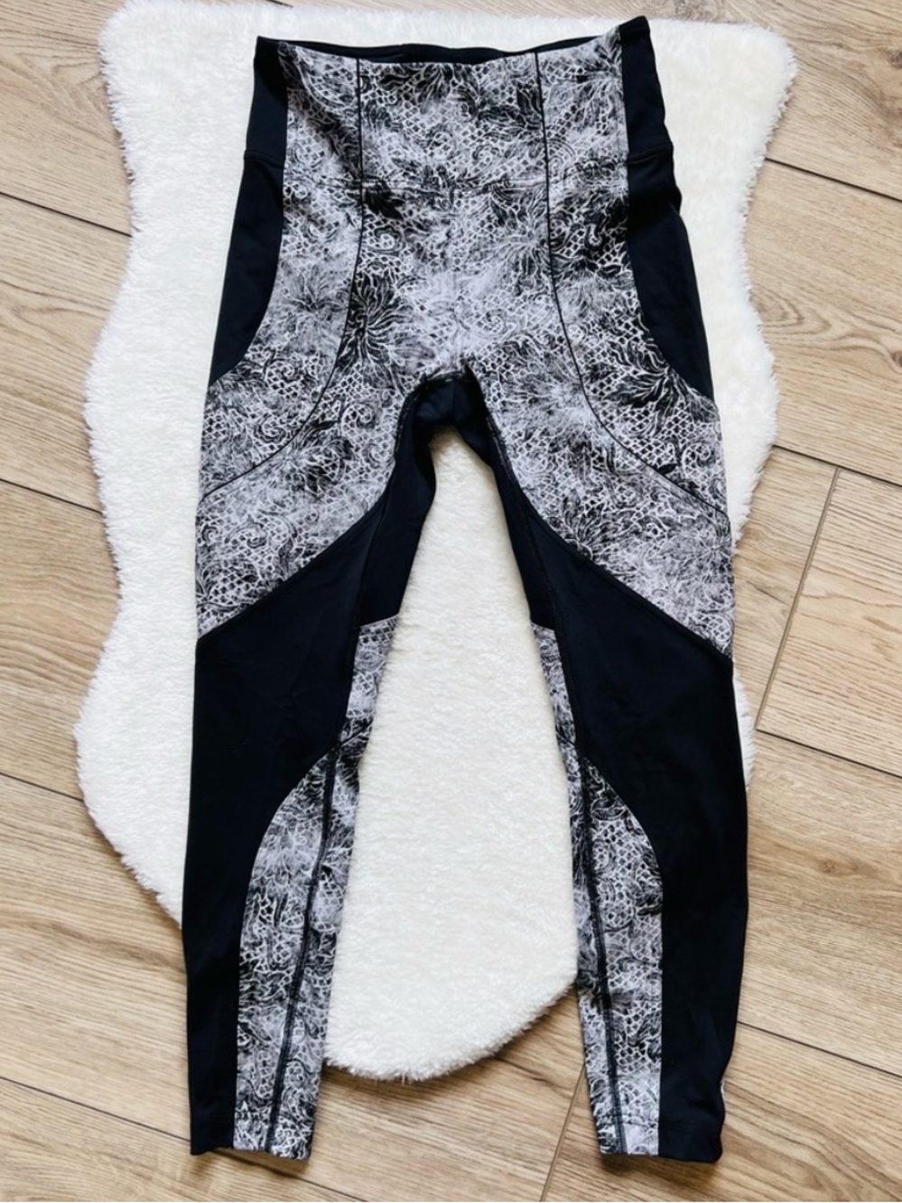 lululemon athletica Sweat and Repeat Black & White Women's Leggings